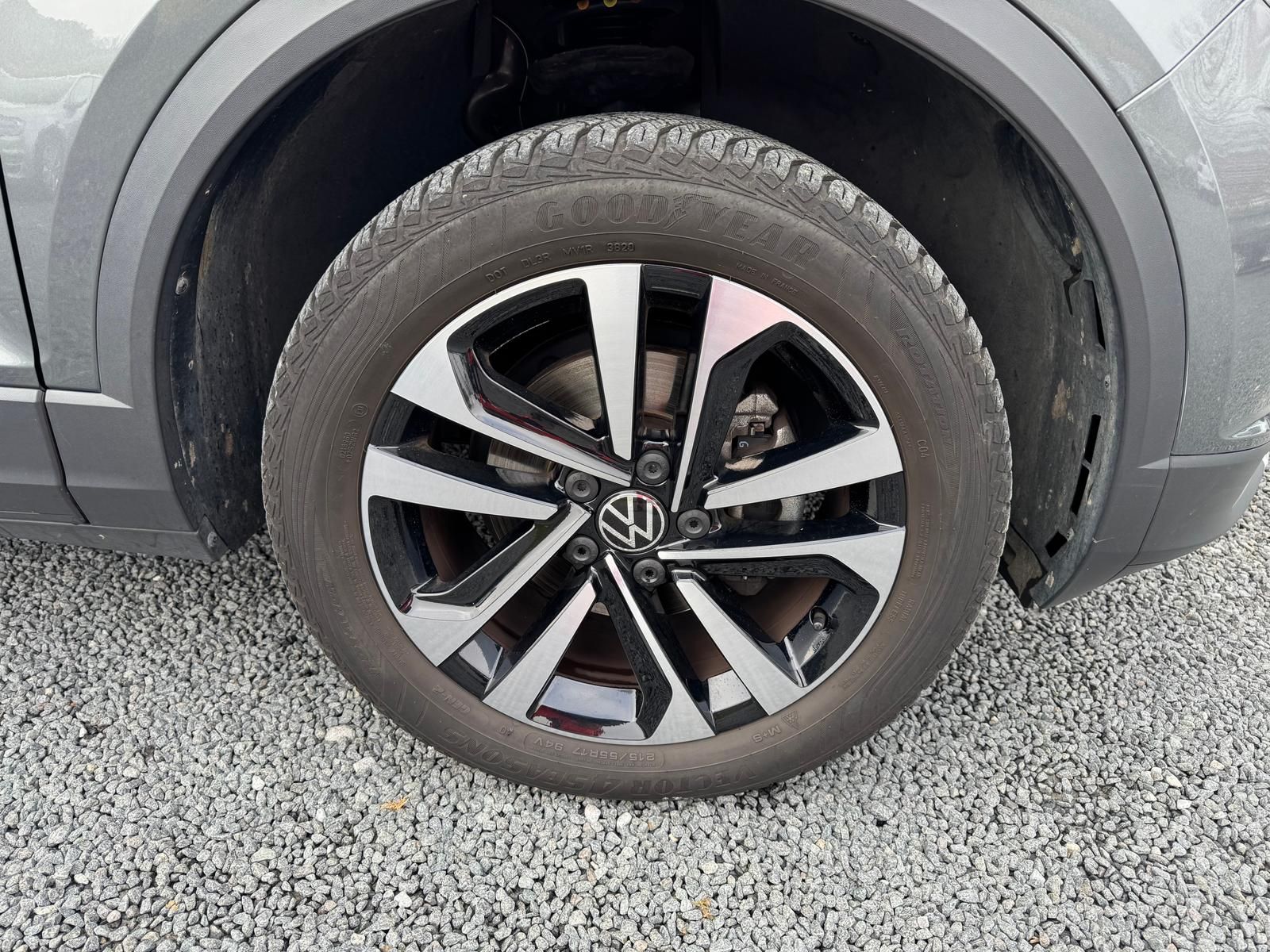 Volkswagen T-Roc 1.5 TSI DSG - Samsaru's Car Outlet