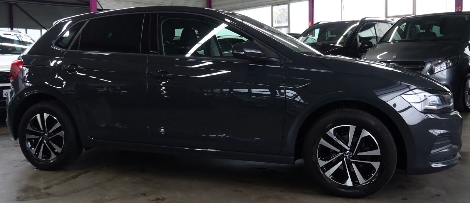Volkswagen POLO VI 1.0 TSI - Samsaru's Car Outlet
