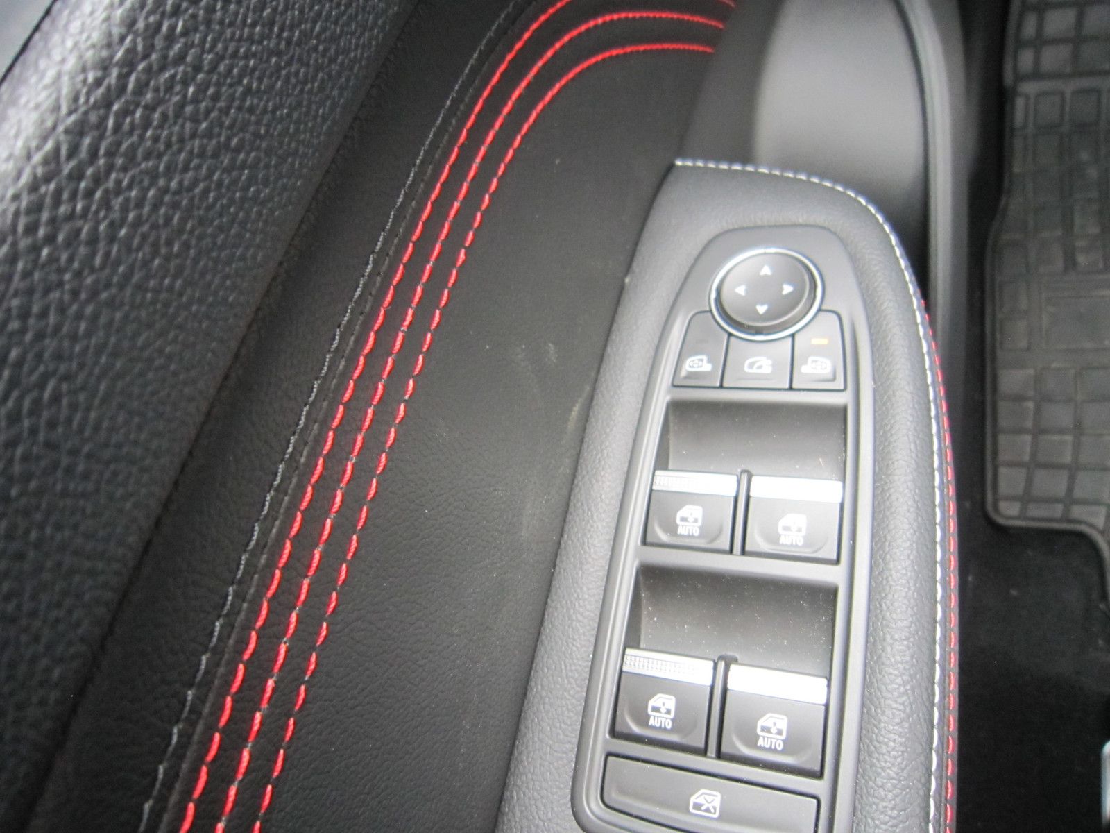 Renault Arkana 1.3 TCe R.S. Line - Samsaru's Car Outlet