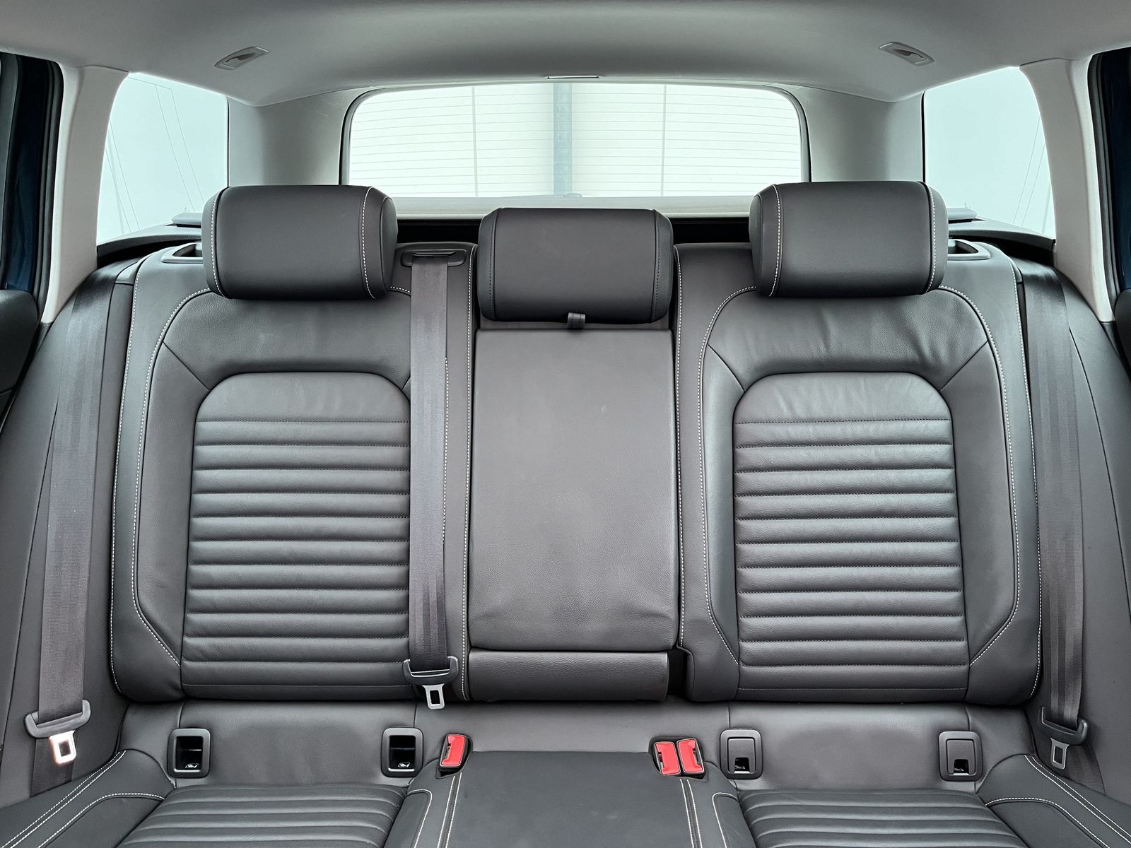 Volkswagen Passat Variant 2.0 TDI DSG Business 156€ m.20% A