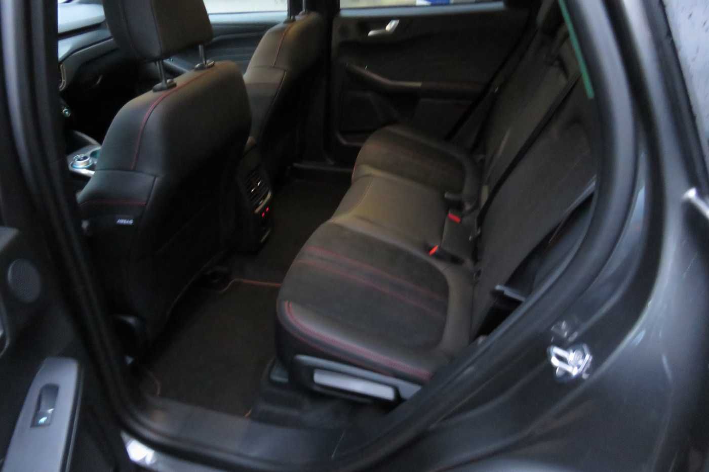 Ford Kuga 2.5 PHEV ST-Line X -30%Pano AHK