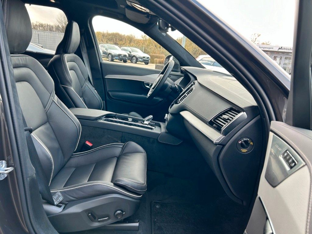 Volvo XC90 B5 D AWD Geartronic ULTIMATE BRIGHT-7Si-AHK