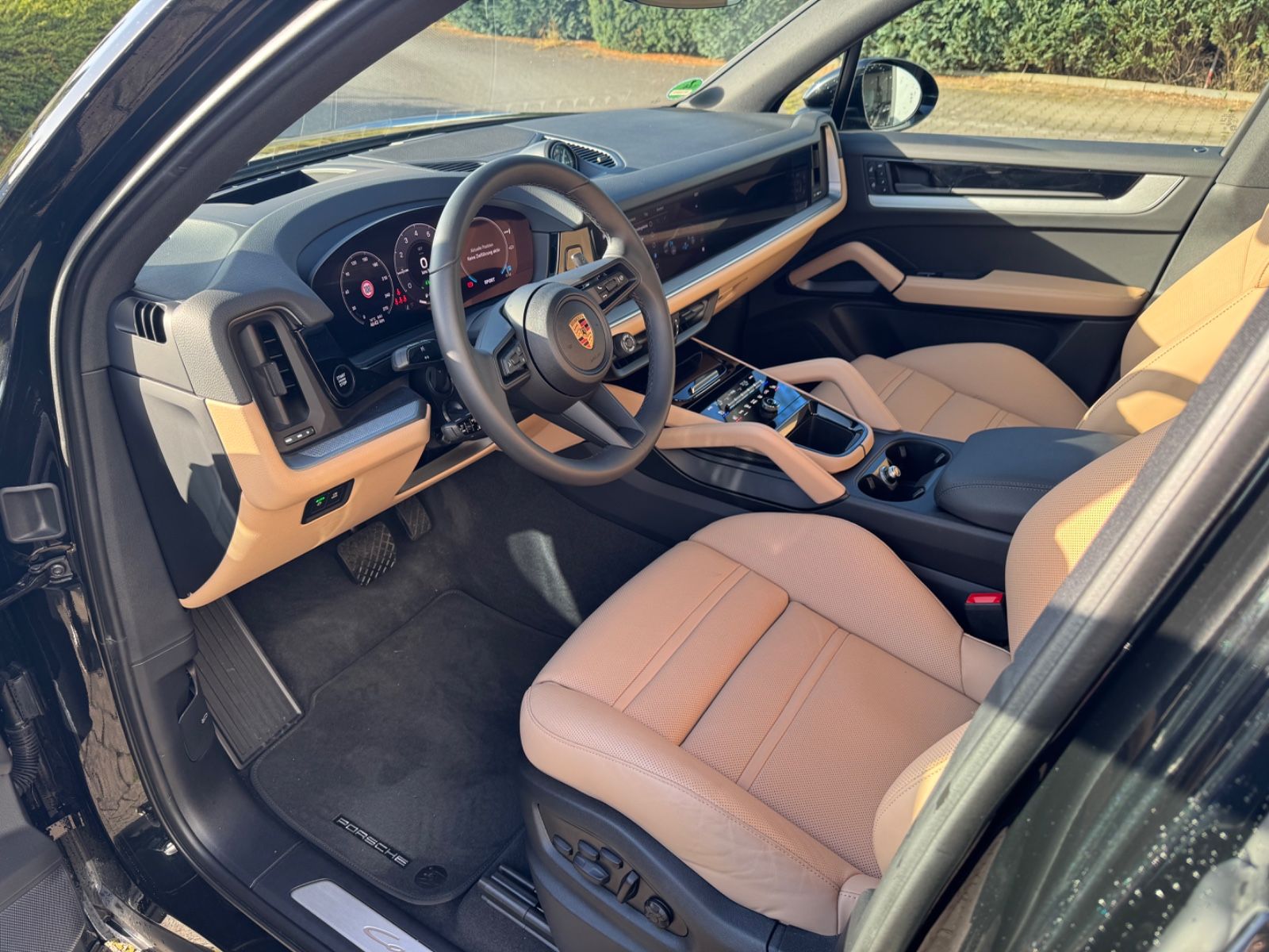 Porsche Cayenne E-Hybrid*BEIFAHRER DISPLAY*LUFTFEDERUNG*