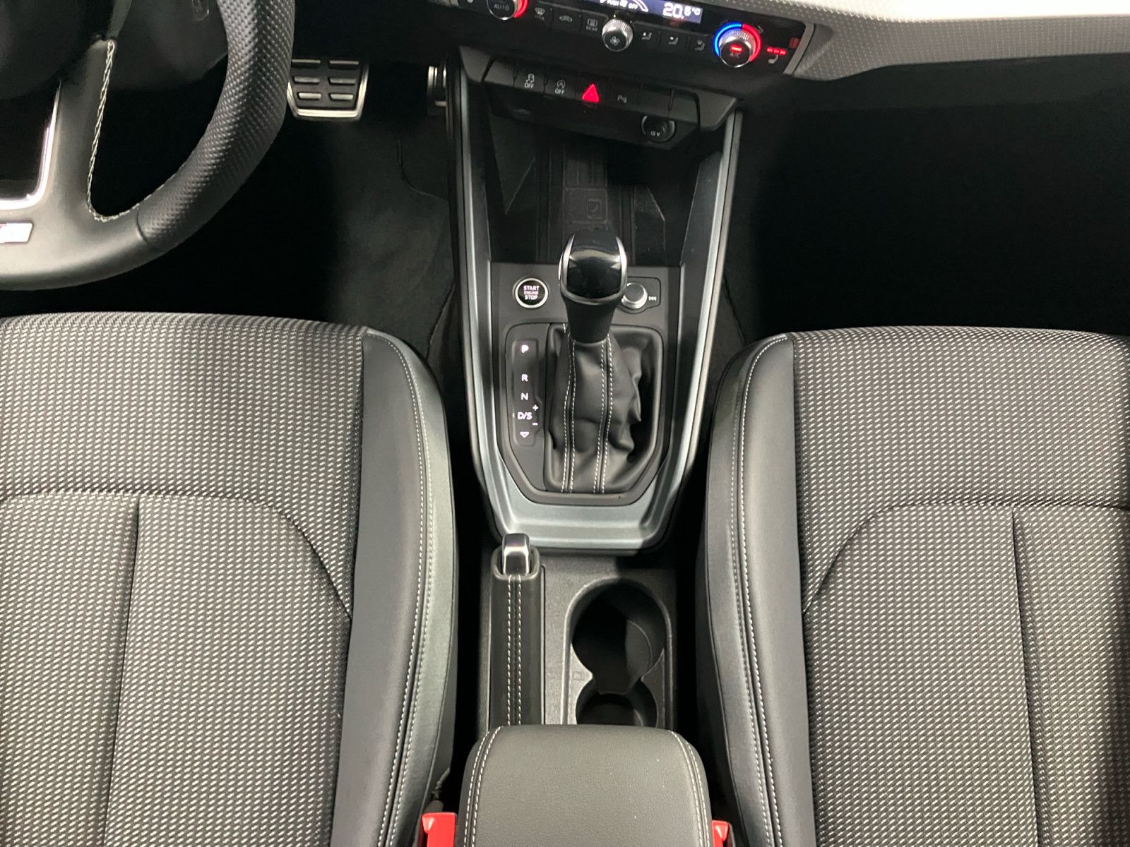 Audi A1 Sportback 25 TFSI S line Virtual Carplay LED