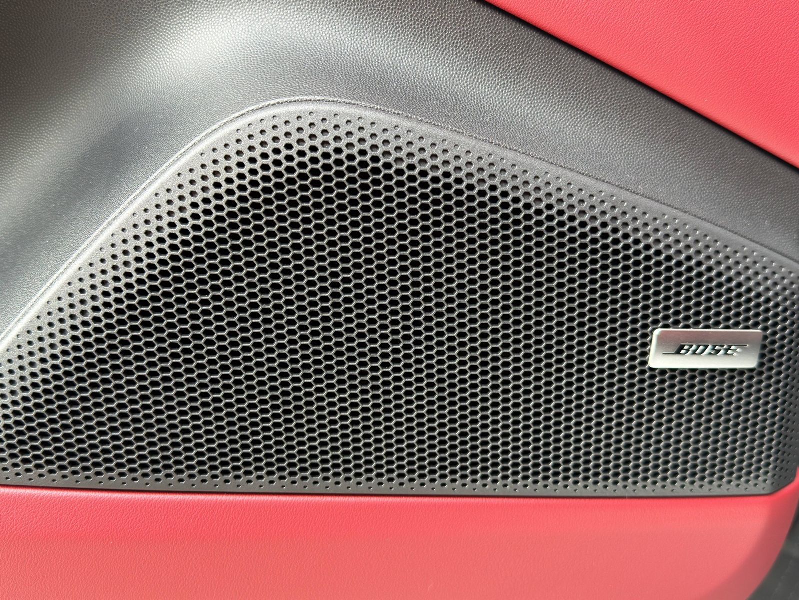 Porsche Macan 4S | Panorama | Hinterachslenkung | BOSE |