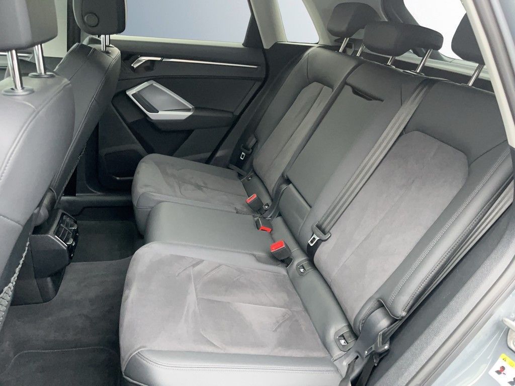 Audi Q3 35 TDI quattro LED Navi VC