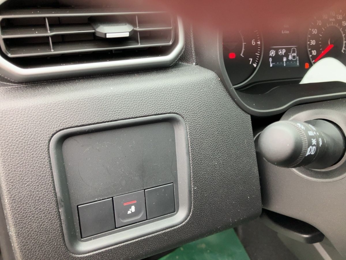 Dacia Duster TCe 150 EDC - Samsaru's Car Outlet