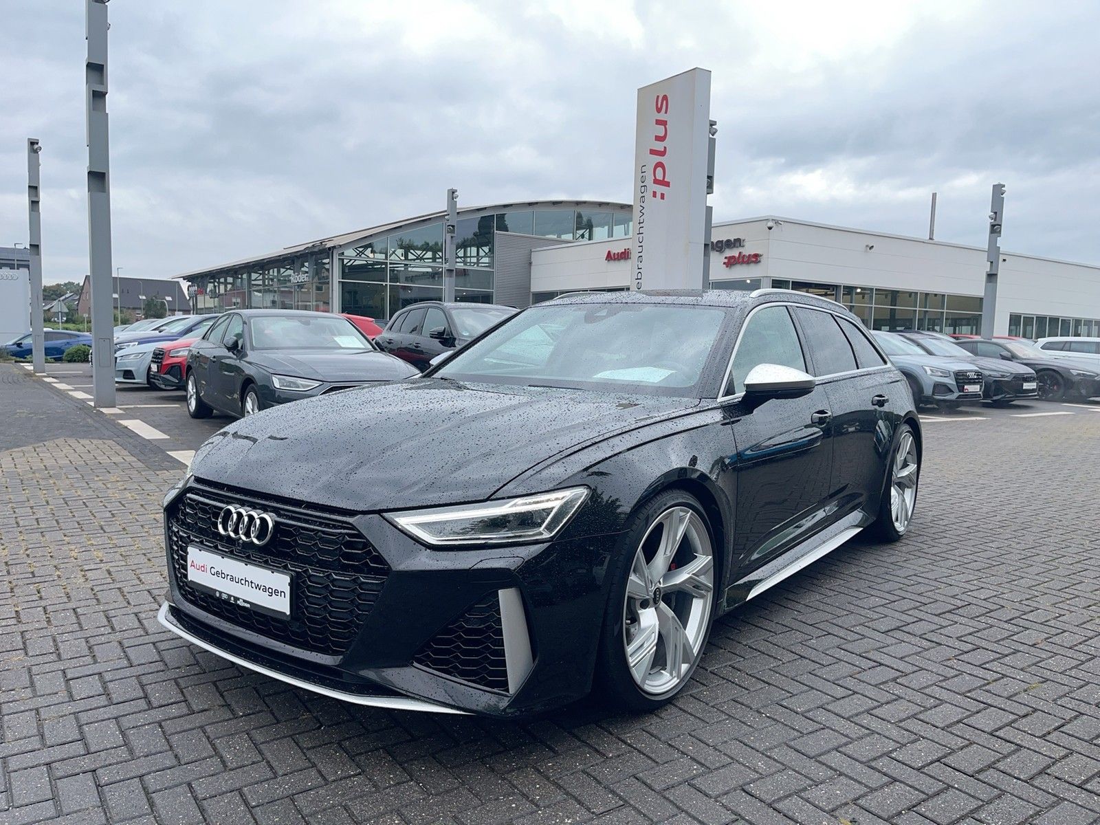 Audi RS 6 Avant 280 V/max B&O Standh HUD