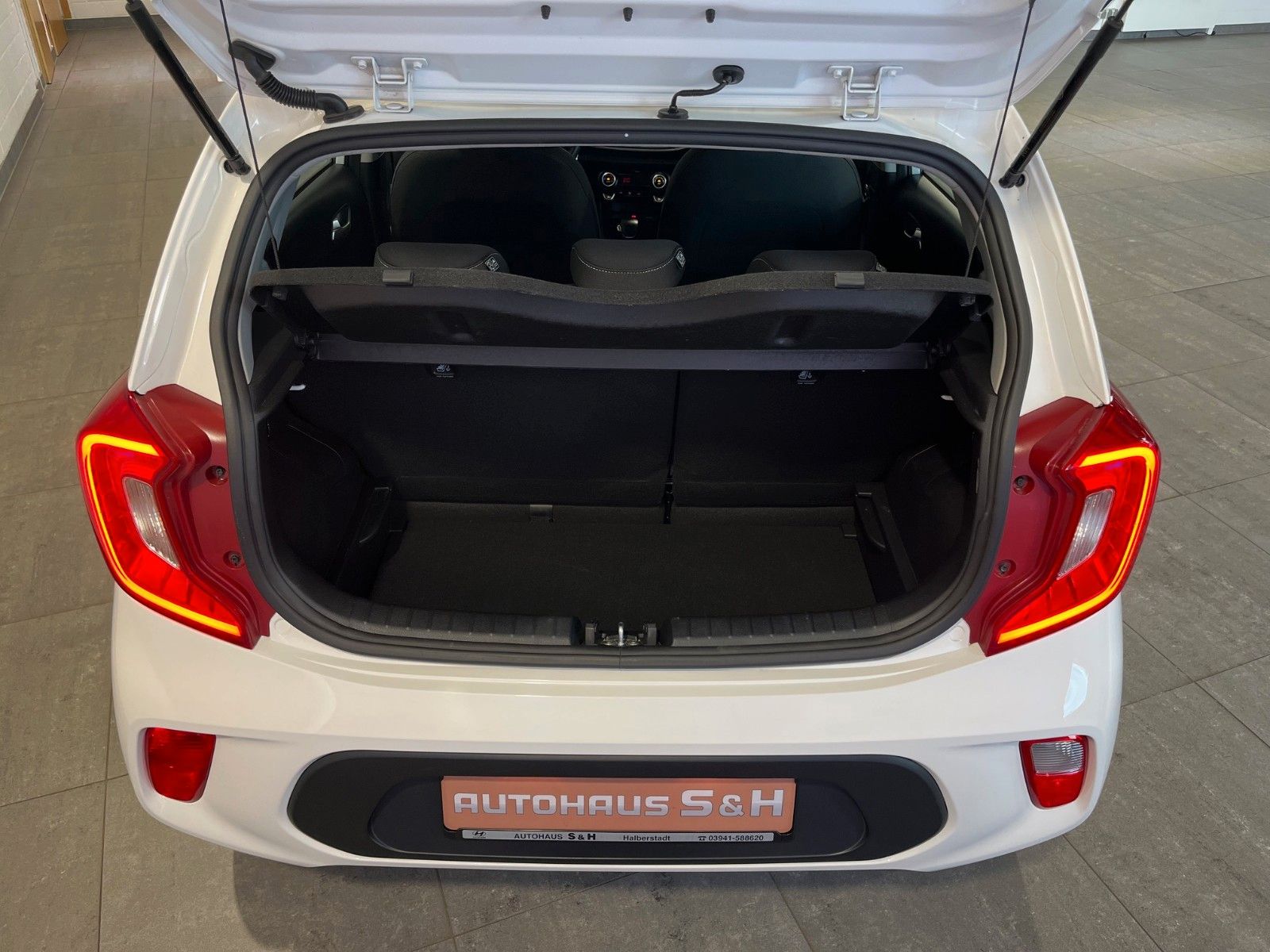 Kia Picanto 1,2 Spirit AT - Samsaru's Car Outlet