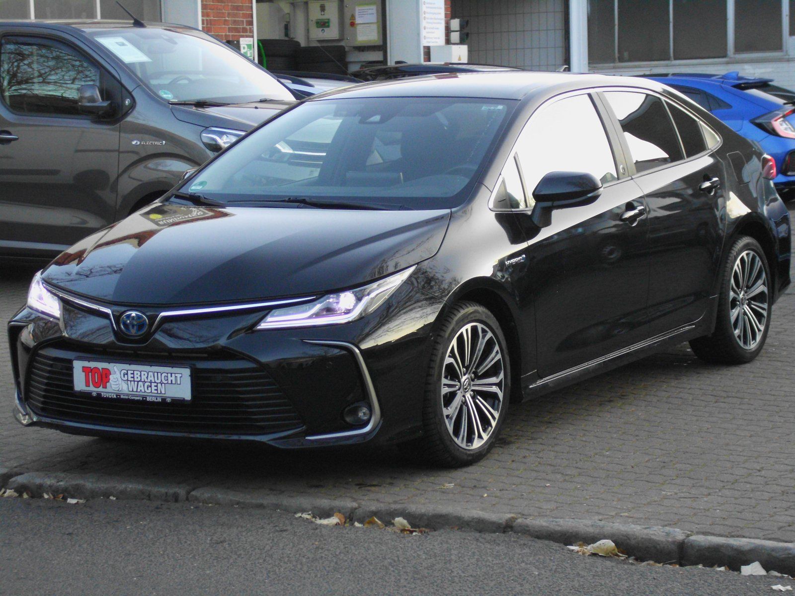 Toyota Corolla  Hybrid Team D
