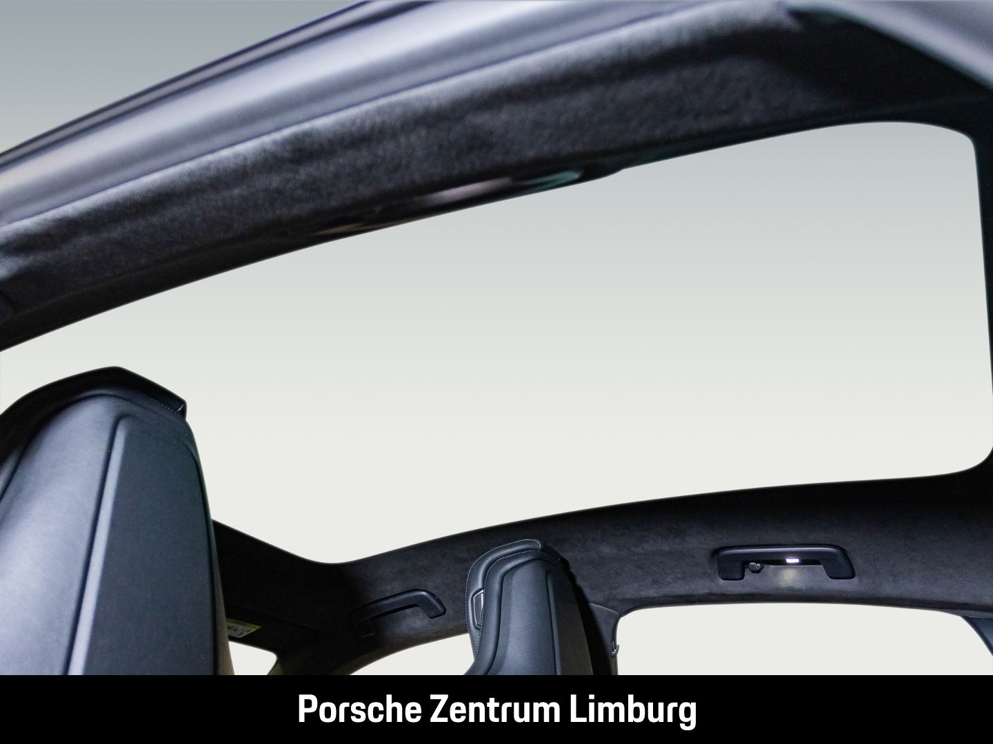 Porsche Taycan Turbo S Panorama Performancebatterie+ LED