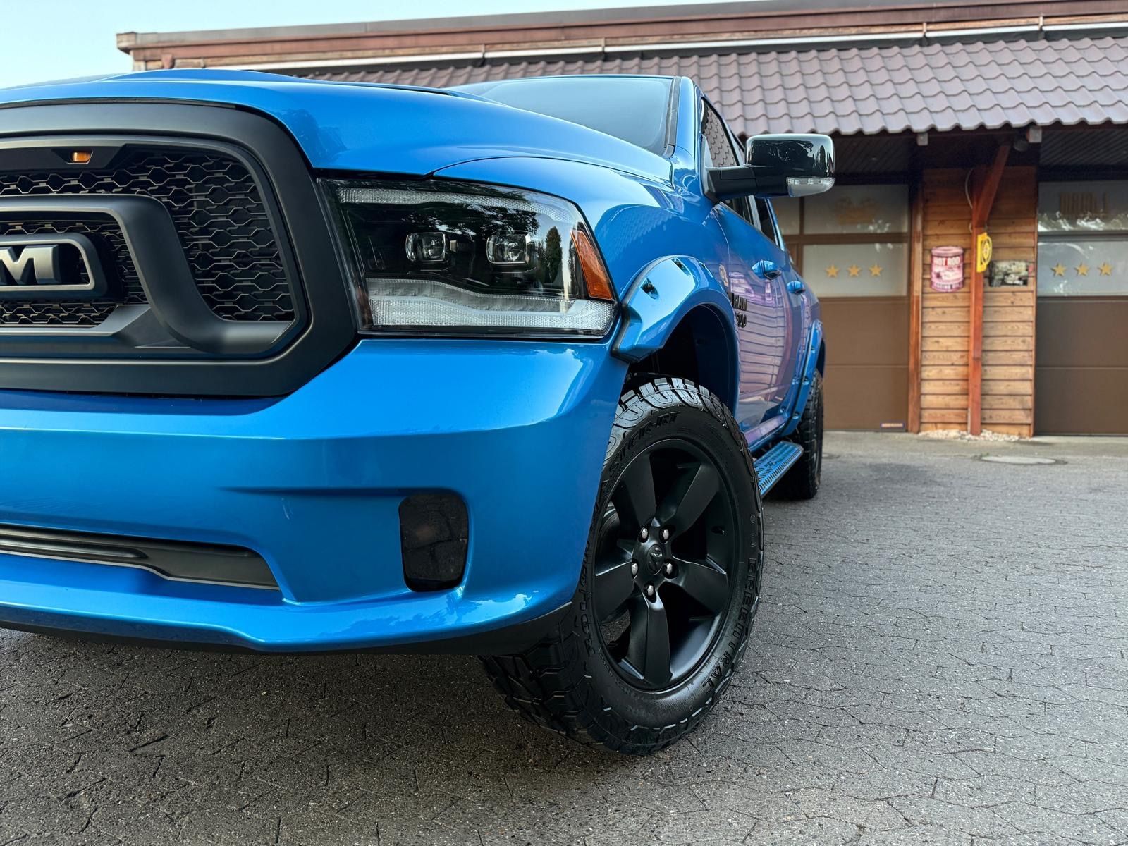 Dodge SPORT*LPG*V8*4X4*AHK*ROLLBAR*OFFROAD*GARANTI