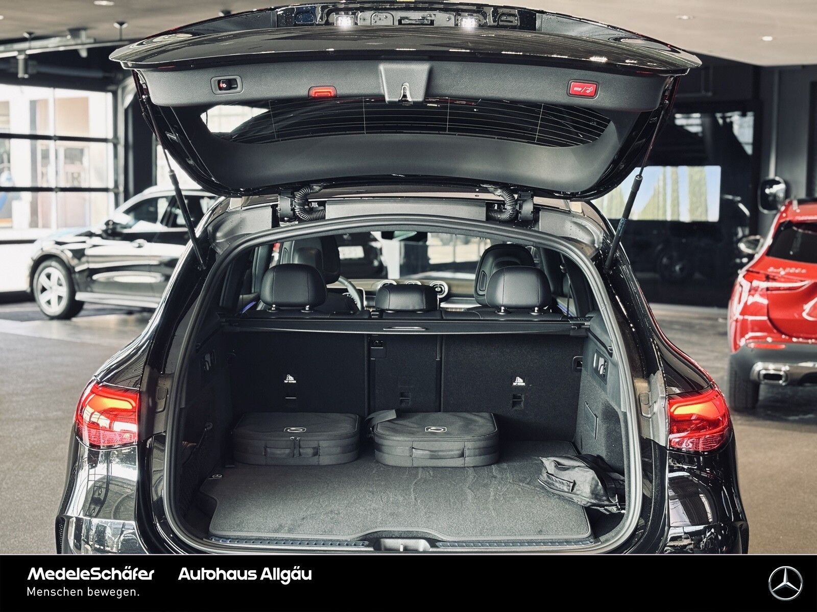 Mercedes-Benz GLC 300 e 4M AMG DigLight 360° AHK Pano Keyless