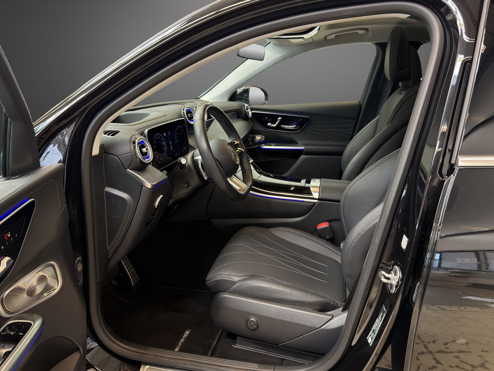 Mercedes-Benz GLC 300 d 4M AMG Premium Plus*AHK*Pano*HUD*20"*+
