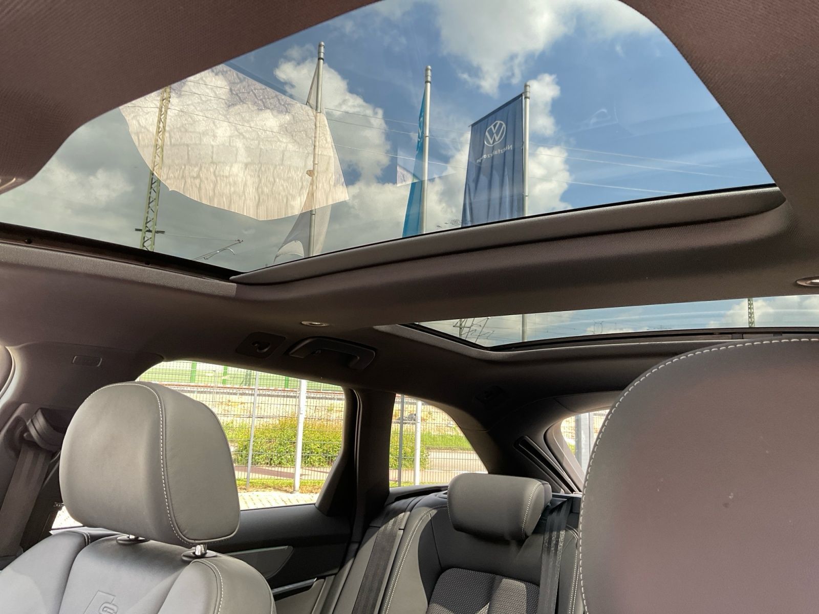 Audi A6 Avant 45 TFSI quattro S-line PANO AHK Carplay