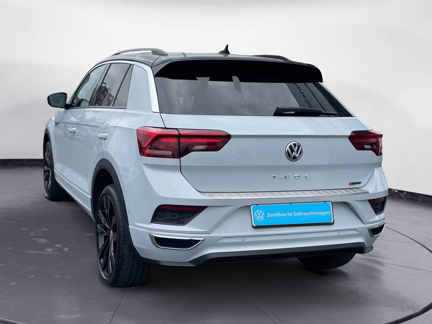 Volkswagen T-Roc R-Line 2.0 TDI 4M DSG - Samsaru's Car Outlet