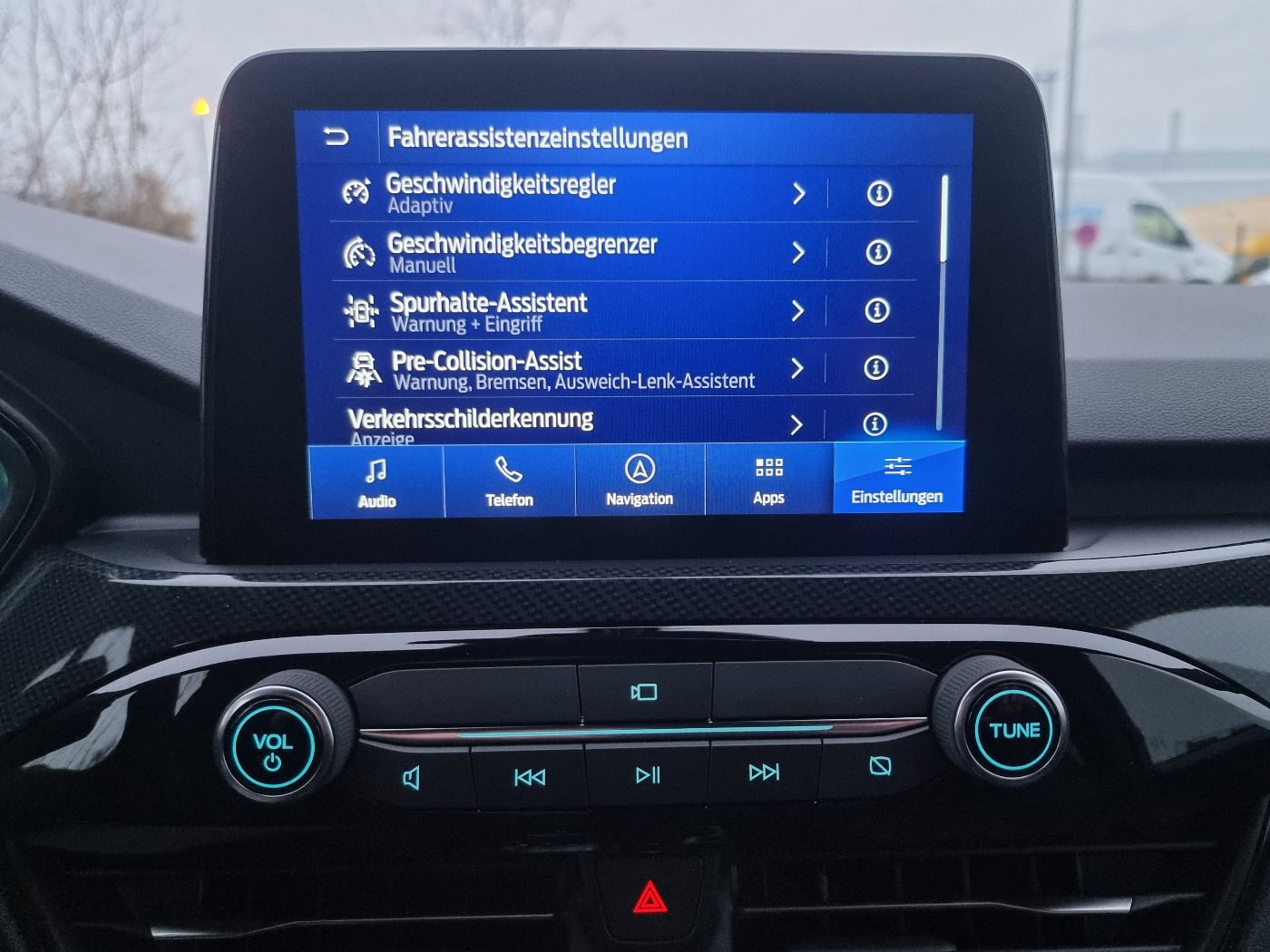 Ford KUGA ST-Line - Samsaru's Car Outlet