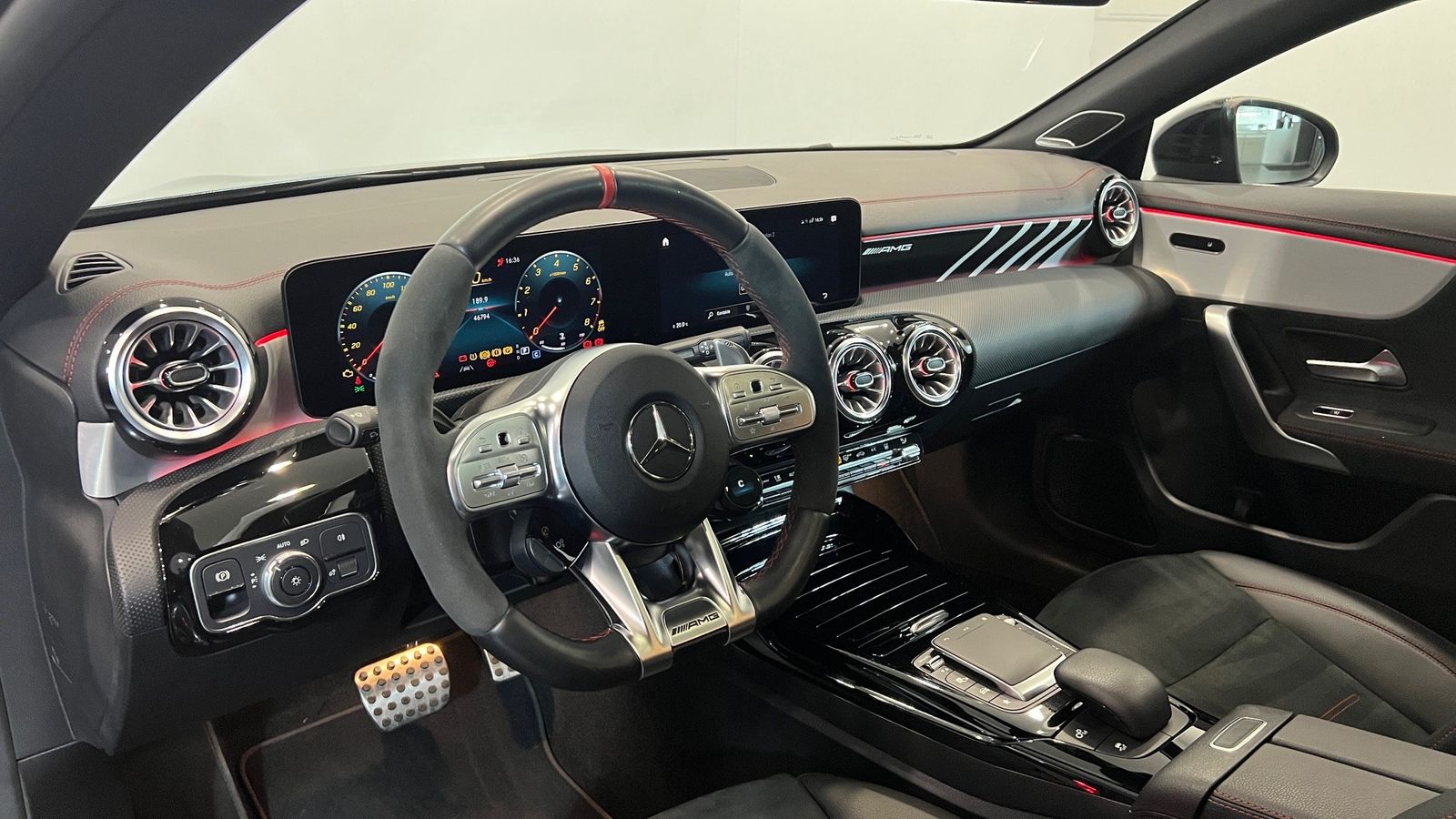 Mercedes-Benz CLA 35 AMG - Samsaru's Car Outlet