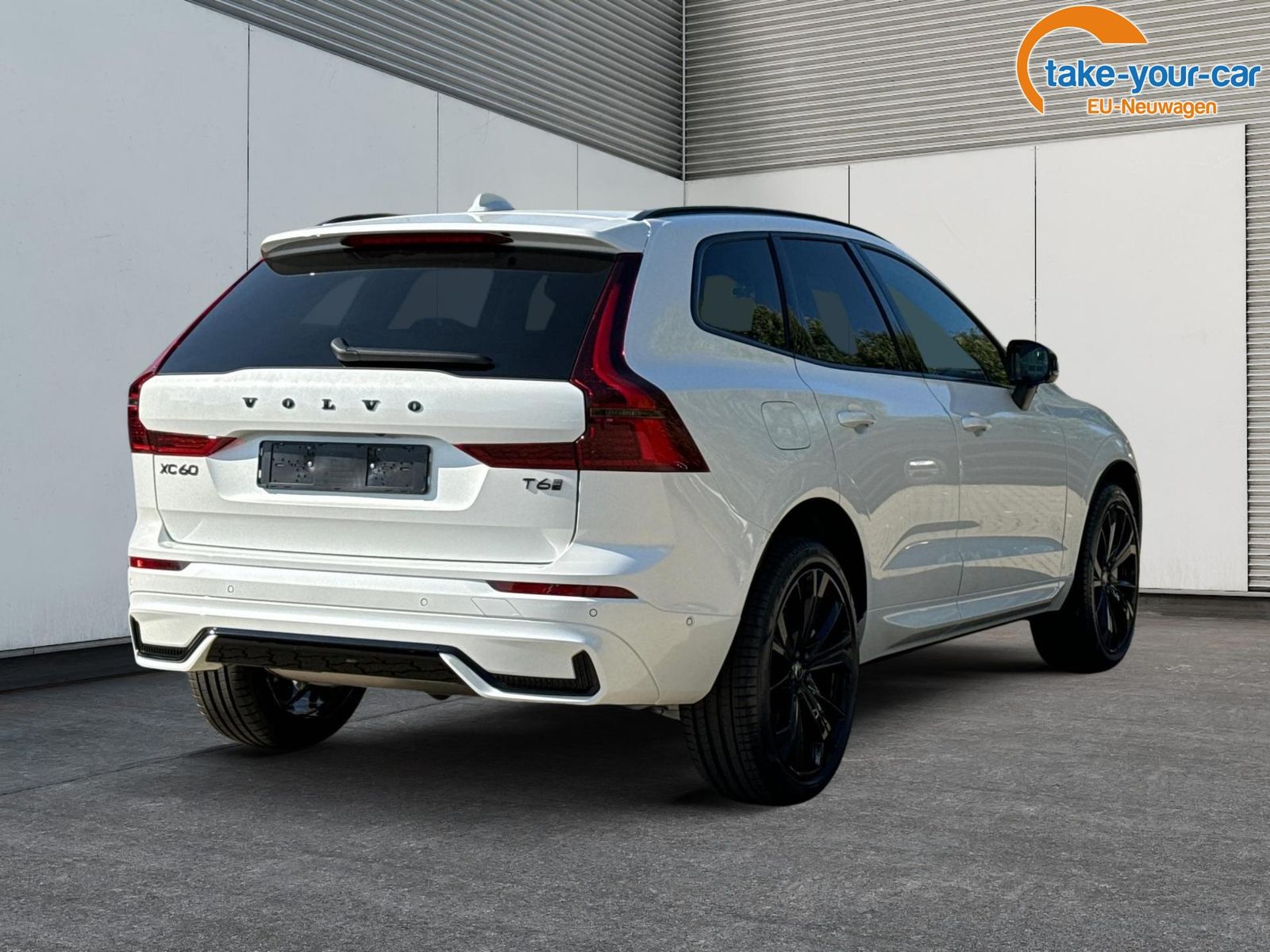 Volvo XC60 Black Edition Plus Nordic T6 AWD AHK+360...