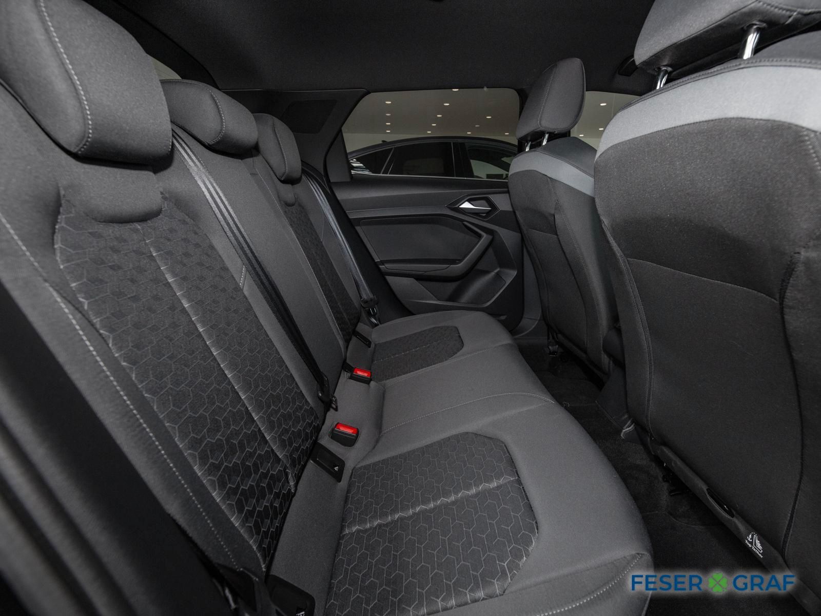 Audi A1 Sportback 30 TFSI S-line - Samsaru's Car Outlet