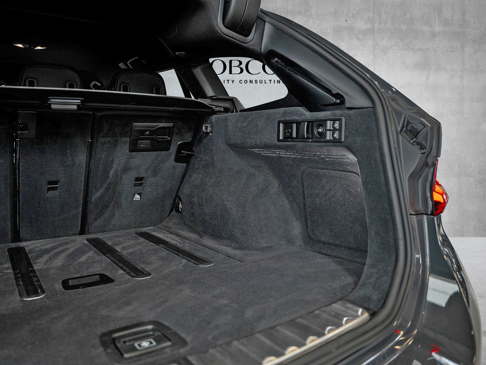 BMW 320 d xDrive M Sport Pro - Samsaru's Car Outlet