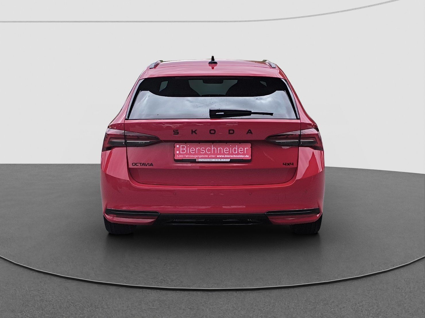 Skoda Octavia Combi 2.0 TSI DSG 4x4 Sportline AHK NAV
