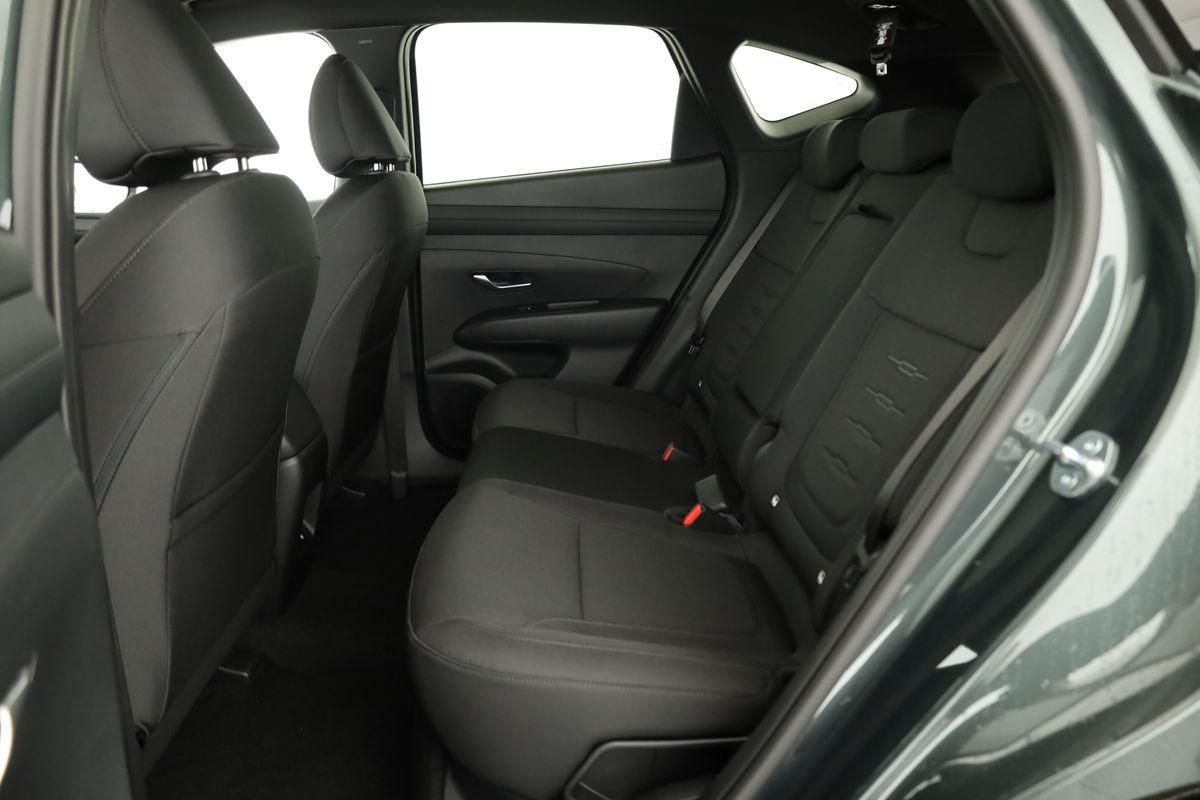 Hyundai Tucson 1.6 T-GDI PHEV 4WD, AHK, Navi, Kamera, Si