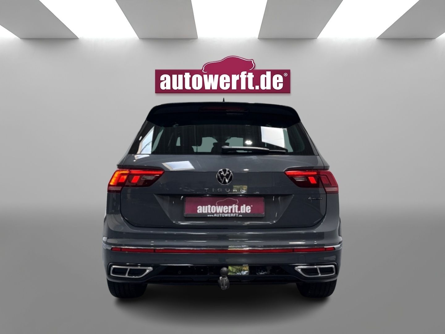 Volkswagen Tiguan 2.0 TDI 4M DSG R LINE PANO AHK MATRIX CAM