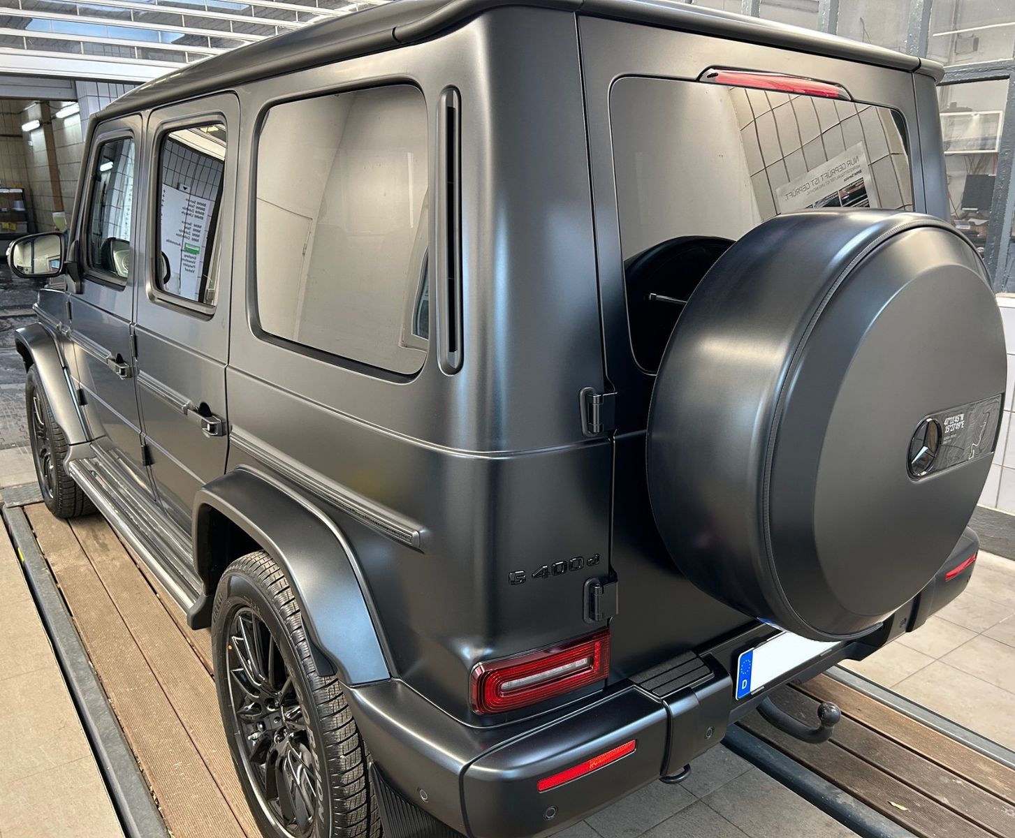 Mercedes-Benz G 400 AMG-Line - Samsaru's Car Outlet