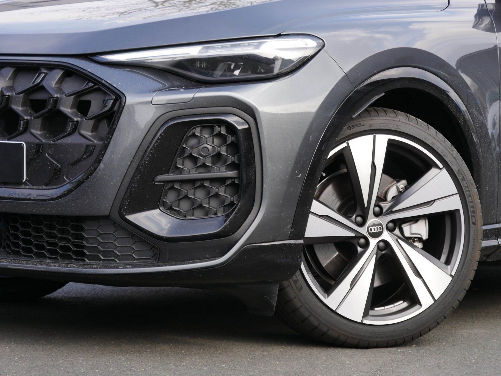 Audi Q5 2.0 TDI quattro S-Line edition one