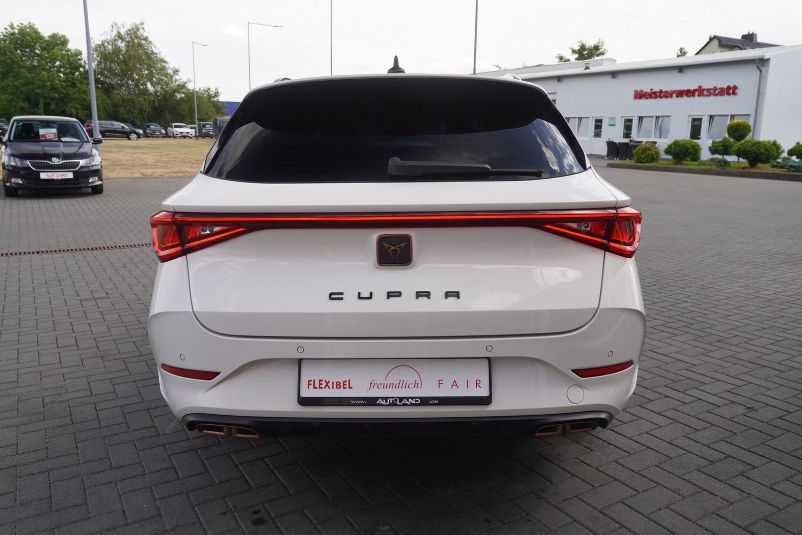 Cupra Leon ST 1.4 e-Hybrid - Samsaru's Car Outlet