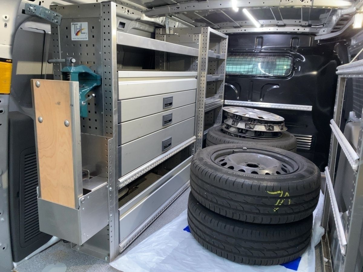 Ford Transit Connect Kasten 230 L2 Trend - Samsaru's Car Outlet