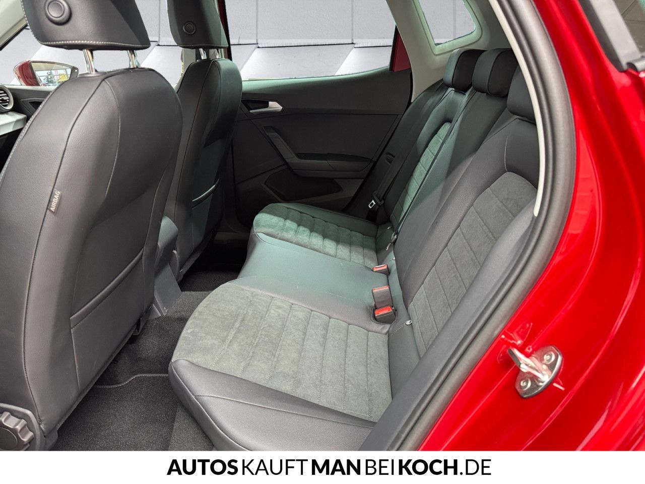 Seat Arona 1.0 TSI DSG Road Ed SOUND NAVI PDC V+H AHK