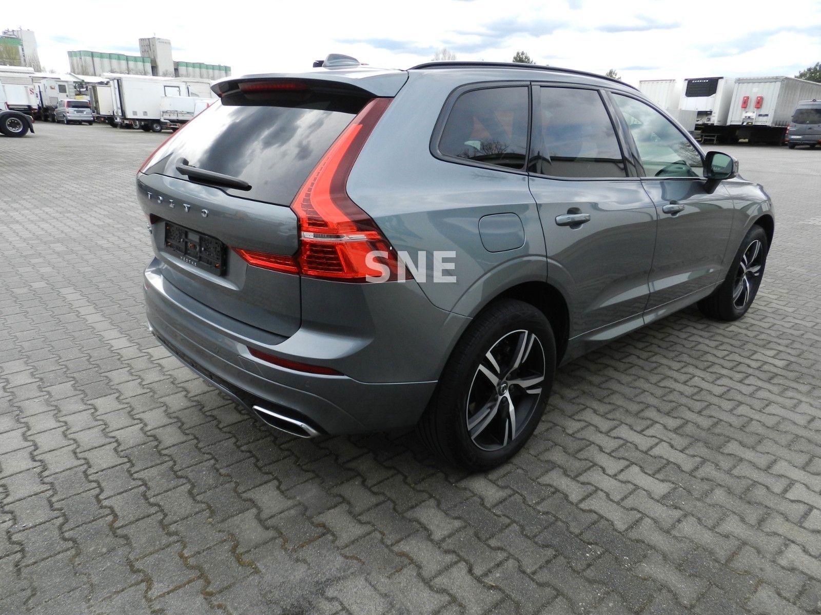 Volvo XC 60 XC60 R Design AWD, Unfallfrei