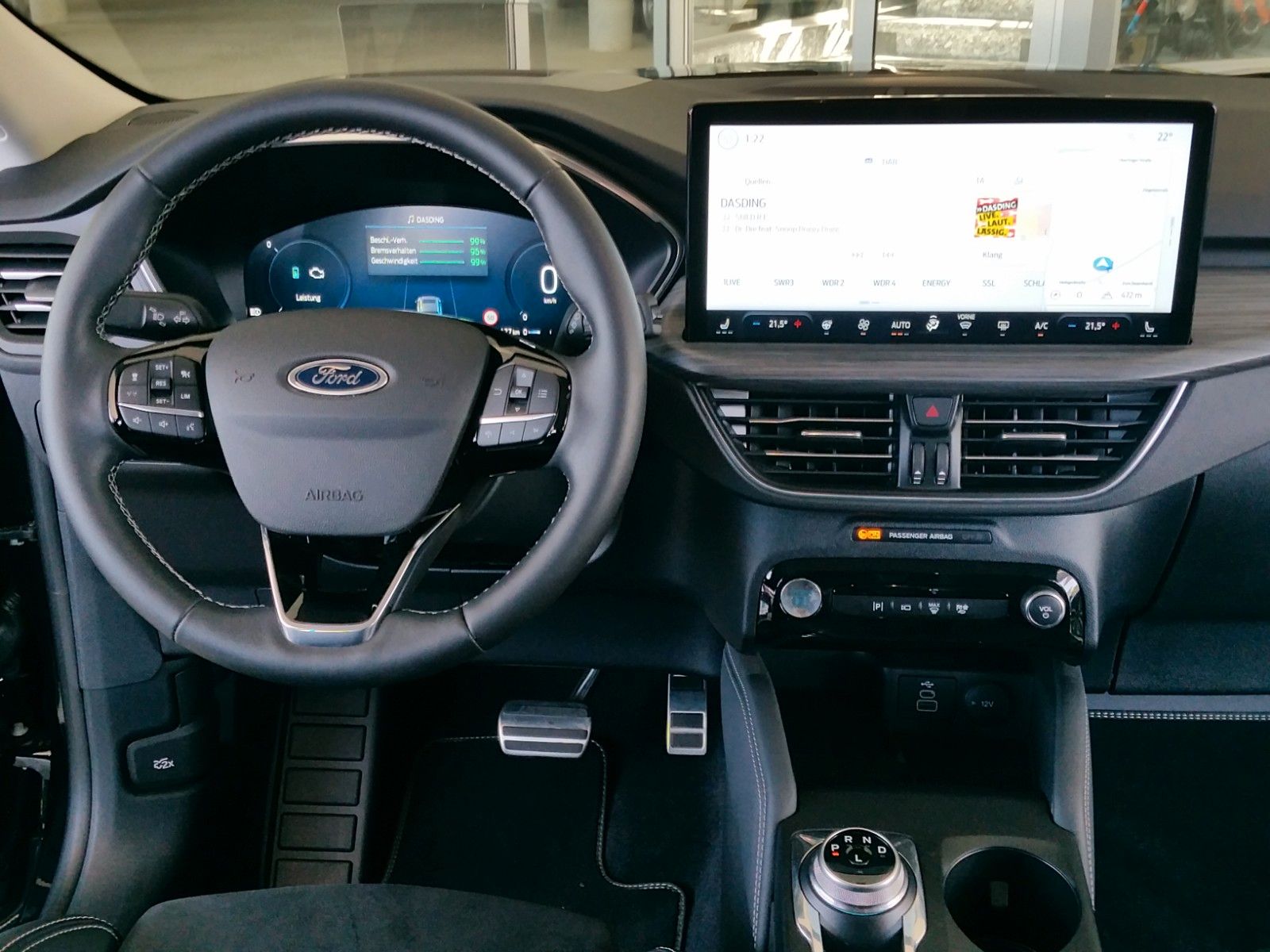 Ford Kuga Plug-In Hybrid Active - Samsaru's Car Outlet