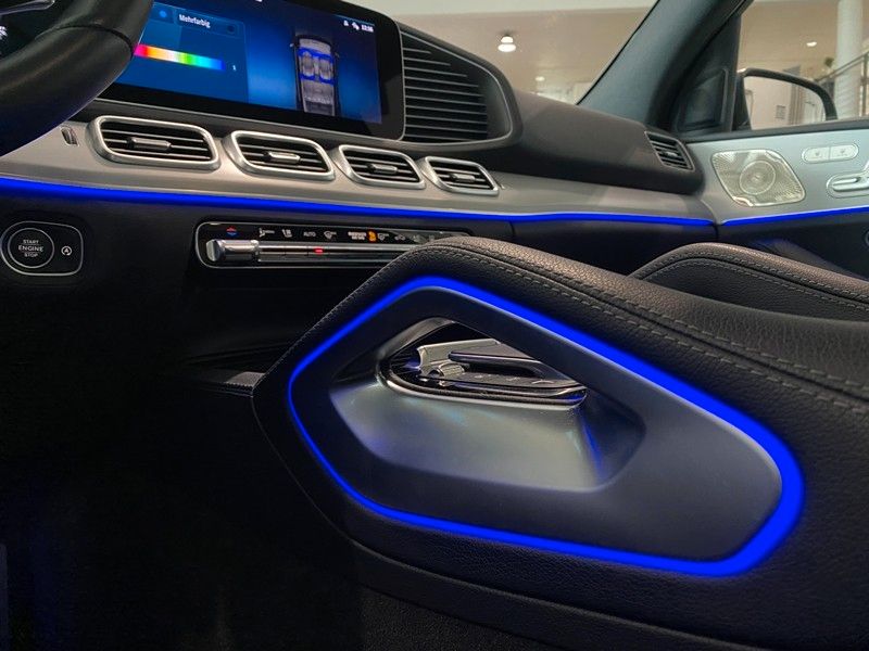 Mercedes-Benz GLE 450d AMG NightP Airm. Sbel Sthz Pano DTR AHK