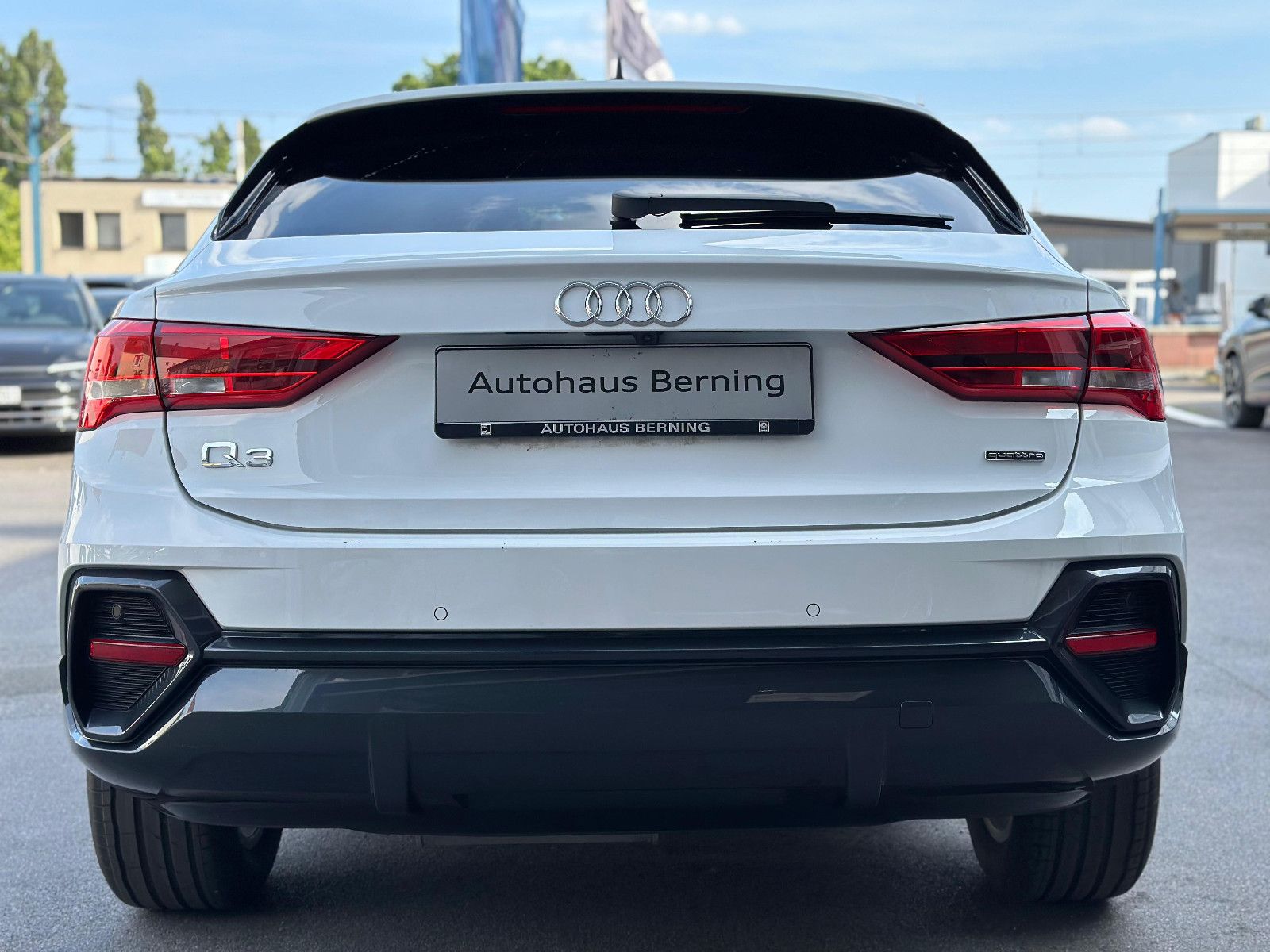 Audi Q3 SPORTBACK 40TDI QUATTRO - Samsaru's Car Outlet