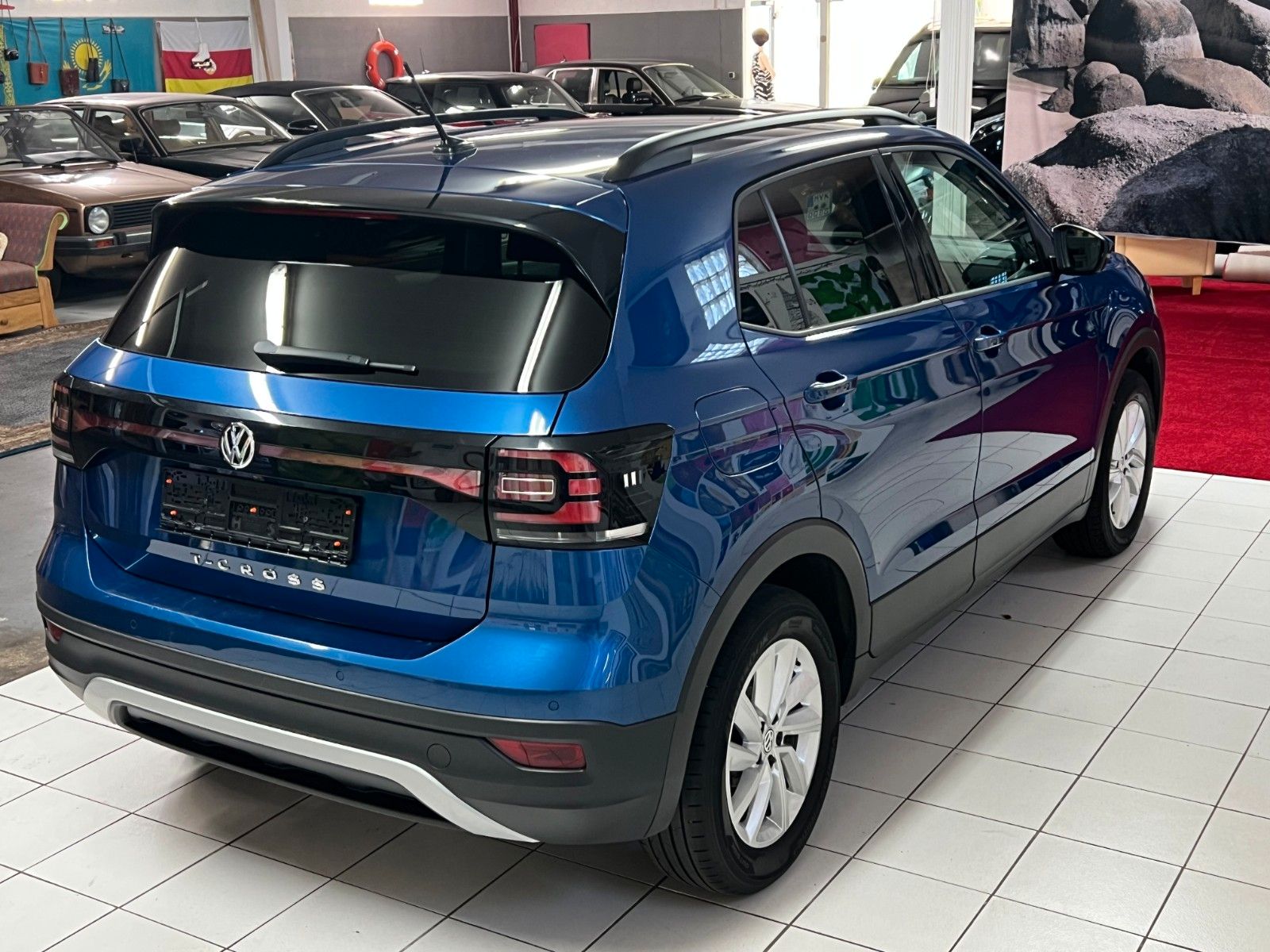 Volkswagen T-Cross Life - Samsaru's Car Outlet