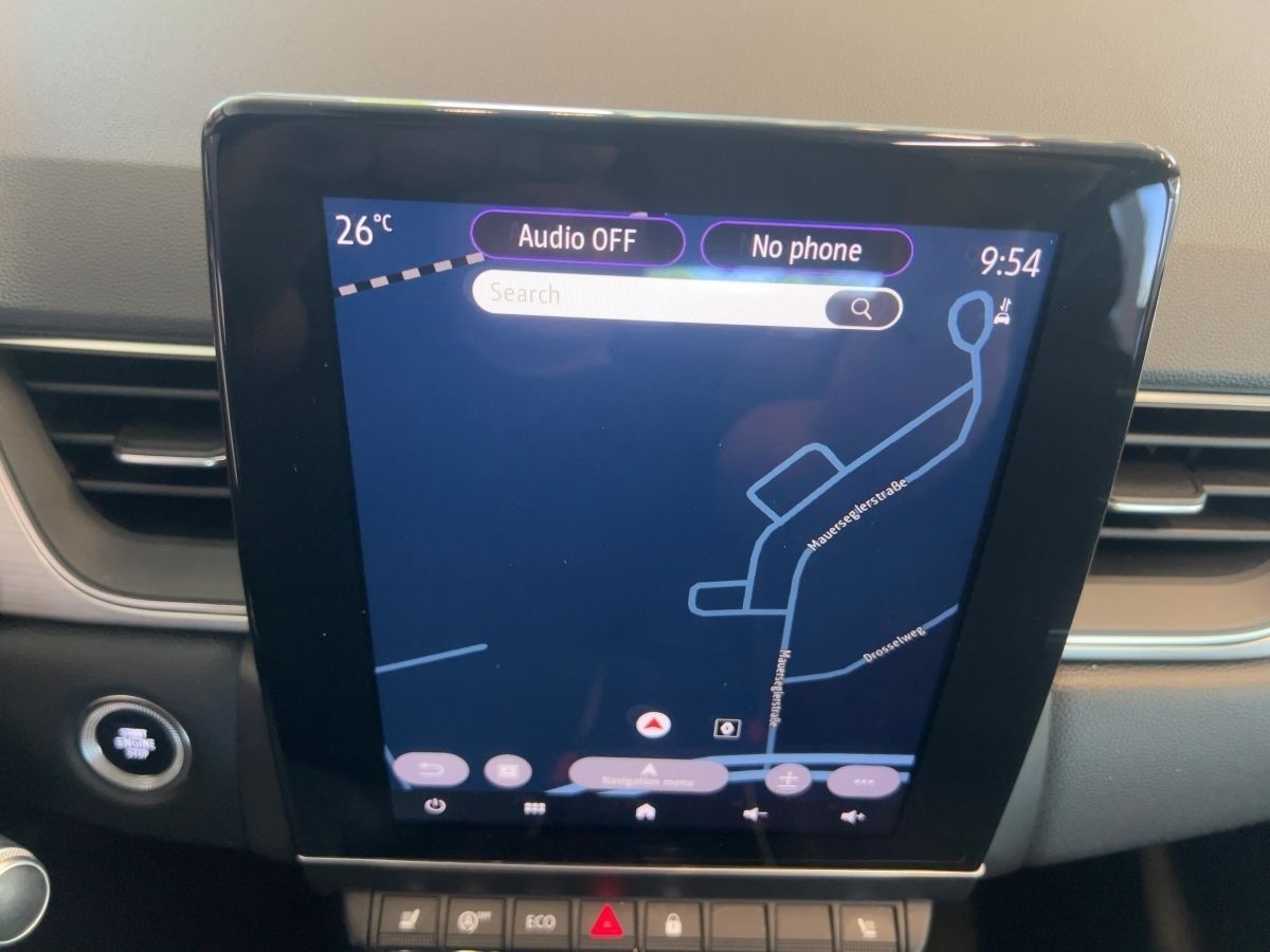 Renault Captur TCe 130 EDC Intens - Samsaru's Car Outlet