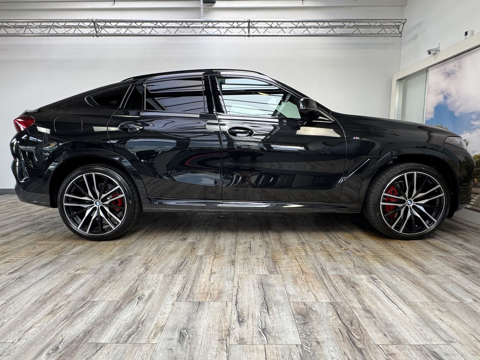 BMW X6 xDrive30d M Sport Pro 22Zoll AHK Pano ACC