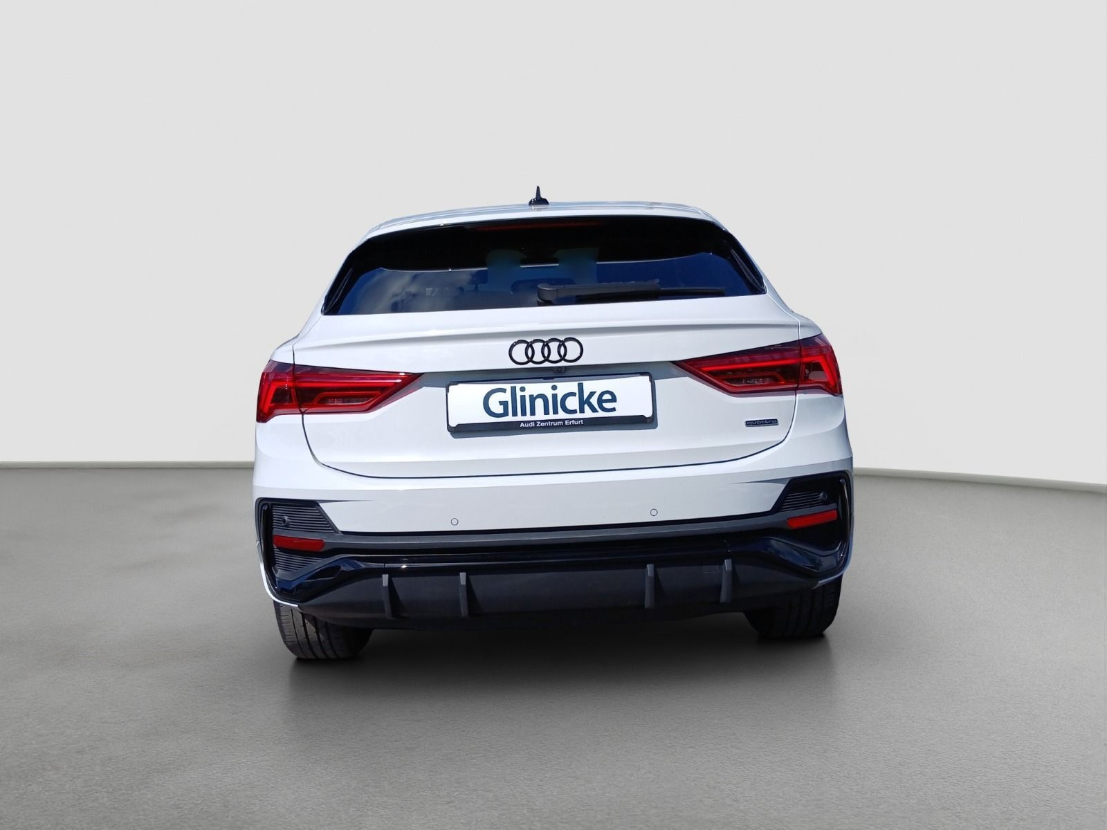 Audi Q3 Sportback 40 TDI quattro S line - Samsaru's Car Outlet