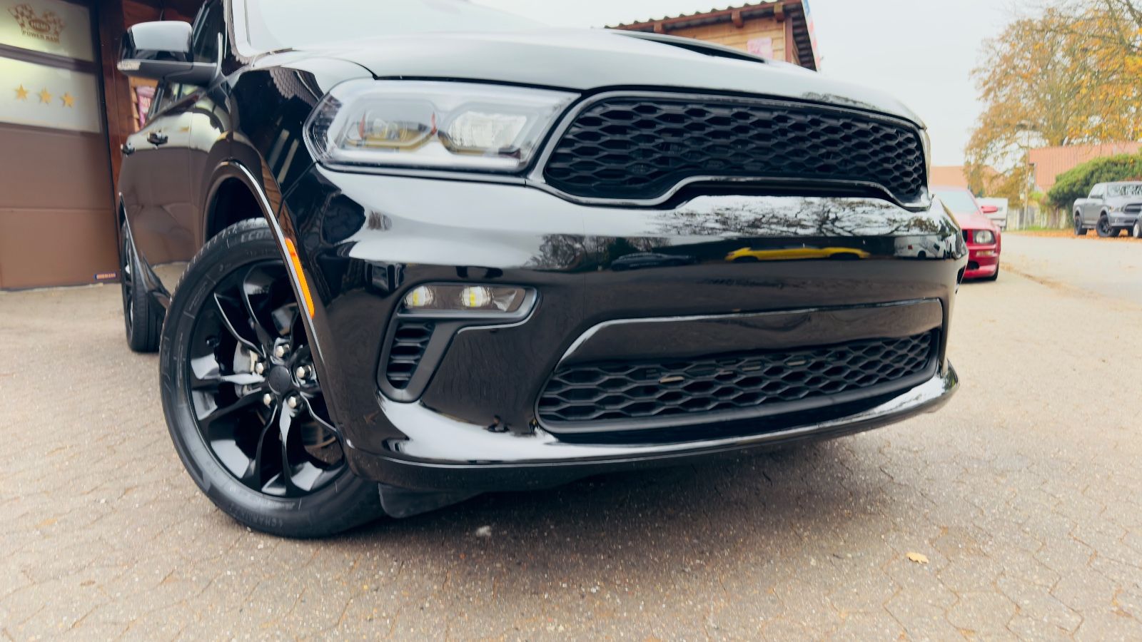 Dodge 5.7*R/T*LPG*AHK*NAVI*LED*6 SITZER*GARANTIE*VOLL