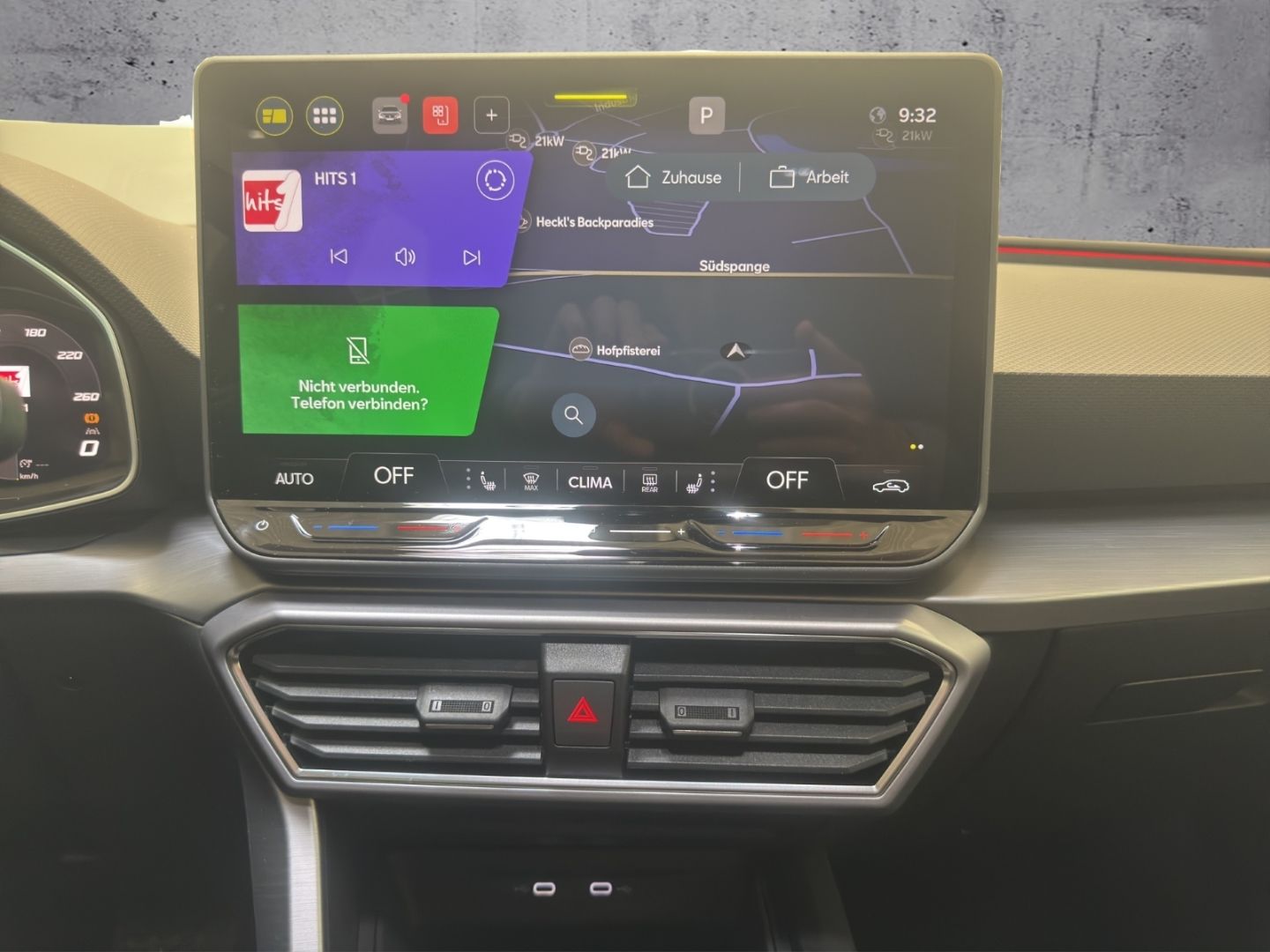 Seat Leon Sp. 1.5 eTSI DSG FR Black Edition AHK FaPa