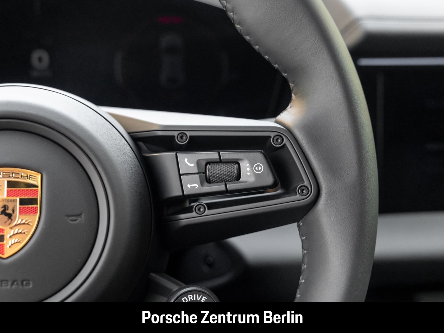 Porsche Macan 4S BOSE Luftfederung Panorama InnoDrive