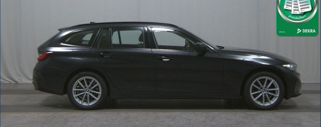 BMW 320d xDrive Touring - Samsaru's Car Outlet