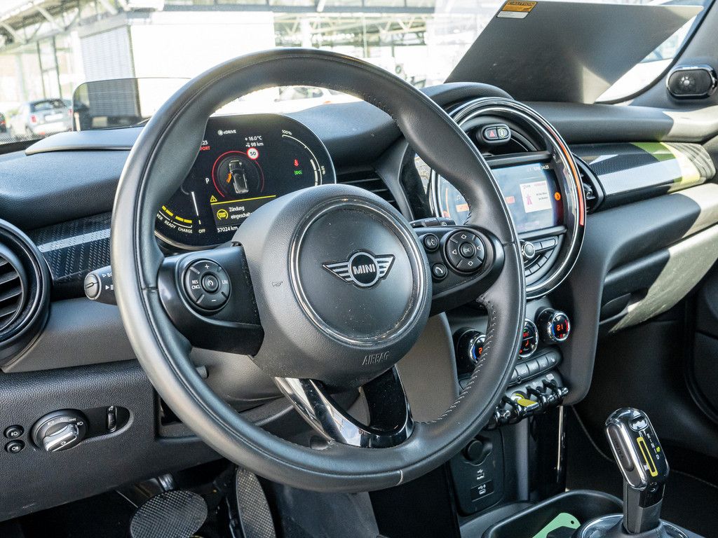 MINI Cooper SE Trim - Samsaru's Car Outlet