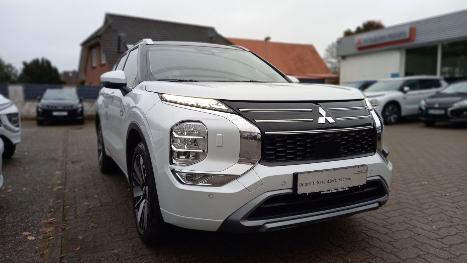 Mitsubishi Plug-in Hybrid Outlander Top neues Modell