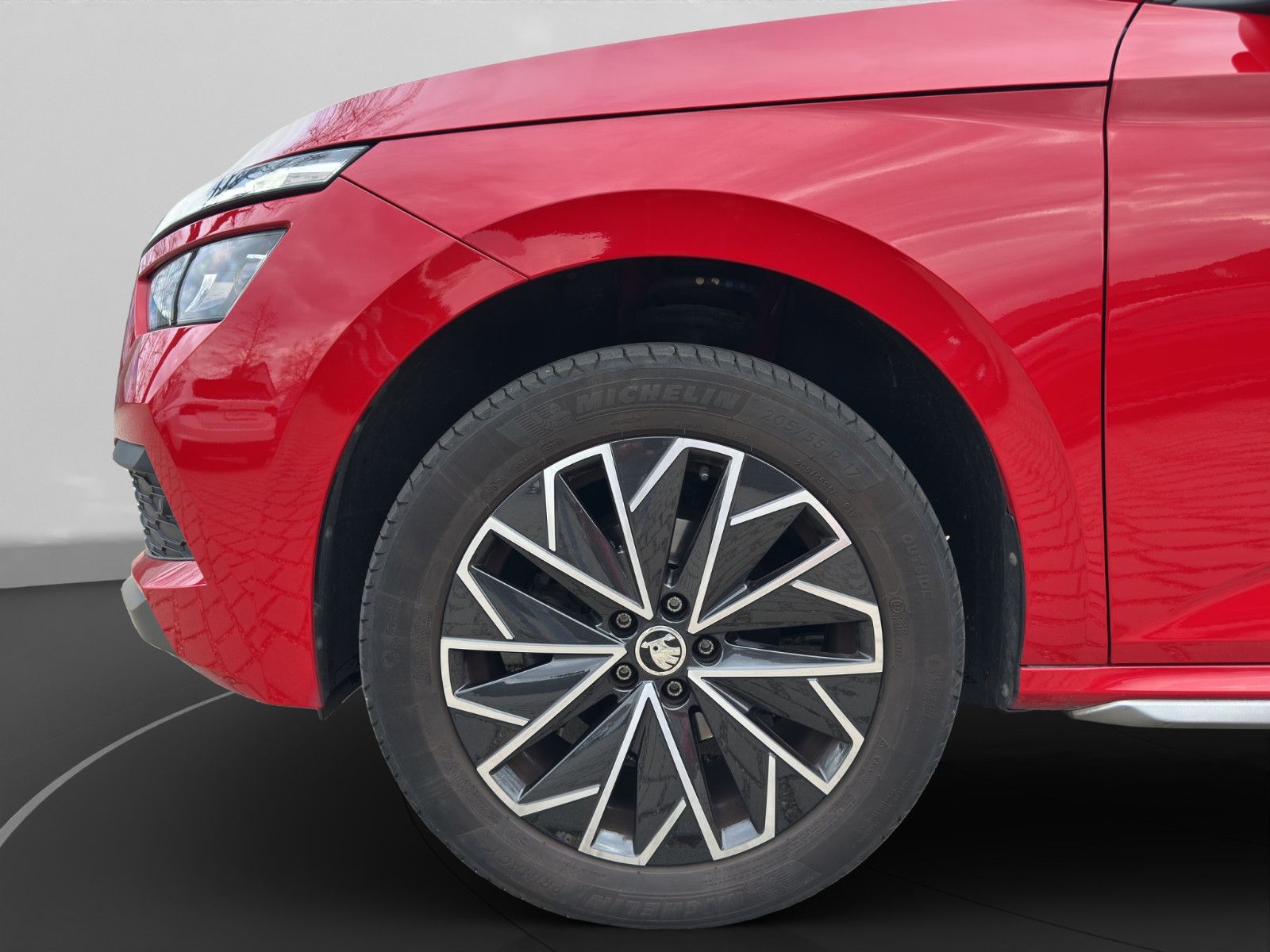 Skoda KAMIQ STYLE 1.5 TSI - Samsaru's Car Outlet
