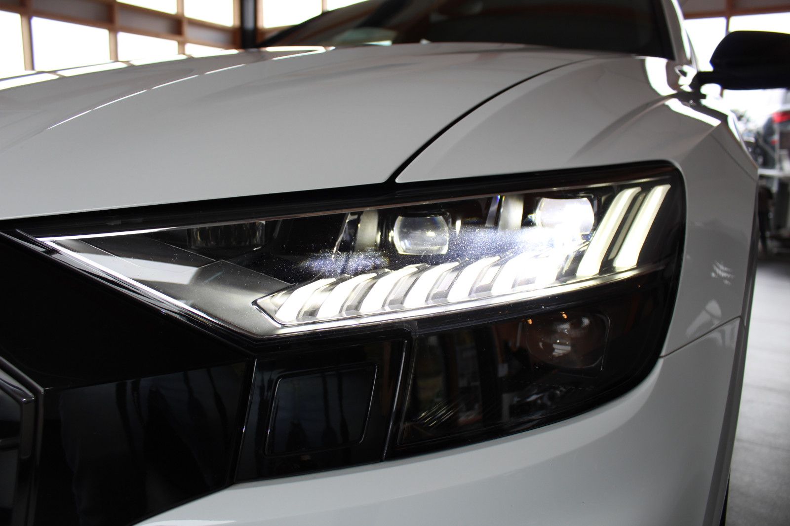 Audi Q8 50 TDI S tronic quattro S line sport