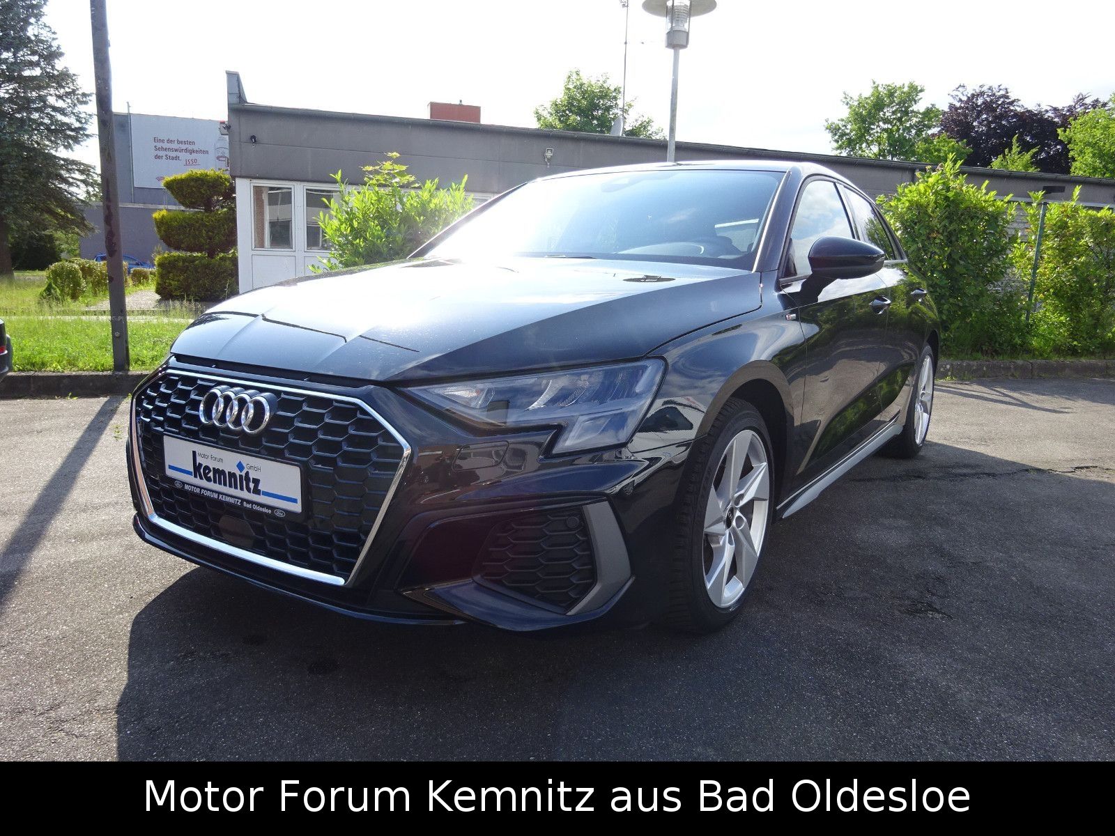 Audi A3 Sportback 30 TFSI S line - Samsaru's Car Outlet